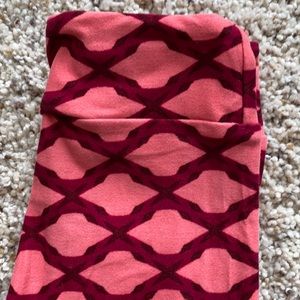 • Lularoe S/M Leggings •